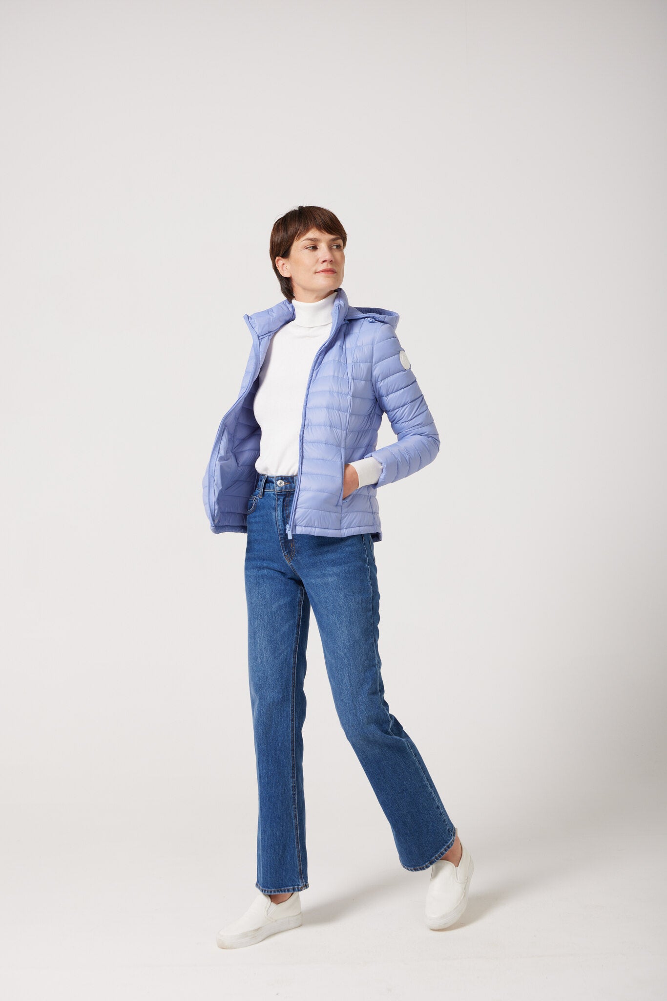 Women’s Vista Classic Jacket™ in sky blue, stylish lightweight puffer jacket for everyday wear and seasonal outerwear in Australia.