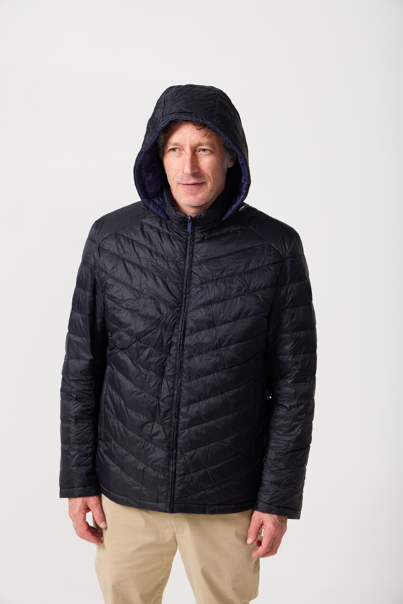 Men’s Navy Classic Jacket™ in classic navy blue, lightweight puffer jacket with hood for versatile style and casual wear in Australia